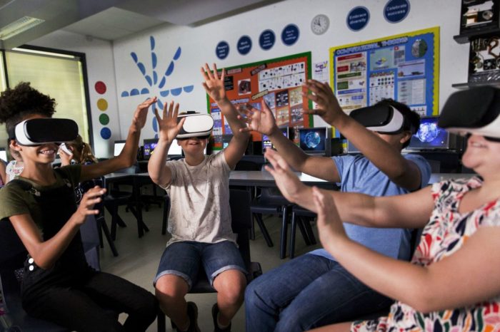 Virtual Reality untuk pendidikan